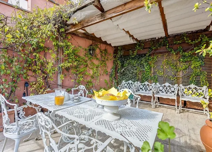 Trevi Legend Penthouse Apartment