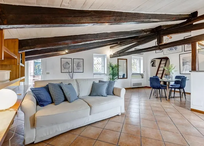Trevi Legend Penthouse Apartment