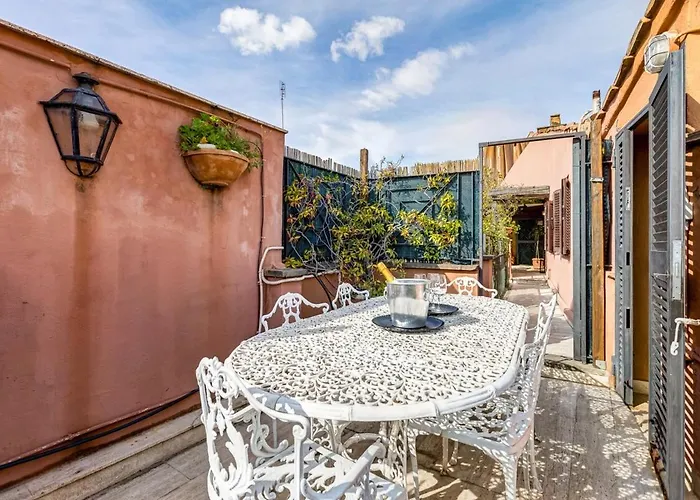 Trevi Legend Penthouse Rom