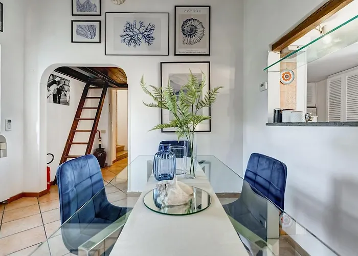 Trevi Legend Penthouse Apartment *
